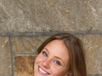 Danielle Silverman, Biology, Cognition,, and Neuroscience major & Museum Studies minor 